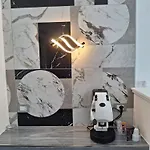 Artemide 4*