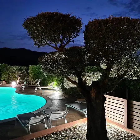 Artemide 4*