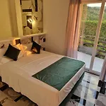 Artemide Bed & Breakfast 4*