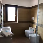 B&B Artemide 아그로폴리