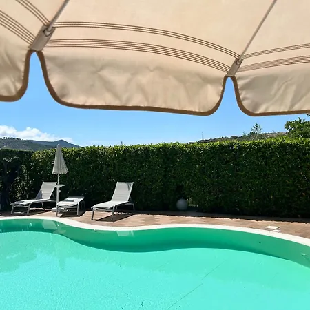 לינה וארוחת בוקר Artemide