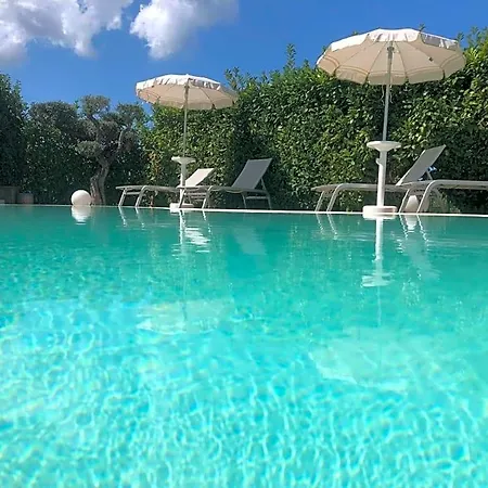 Alojamento de Acomodação e Pequeno-almoço Artemide 4*