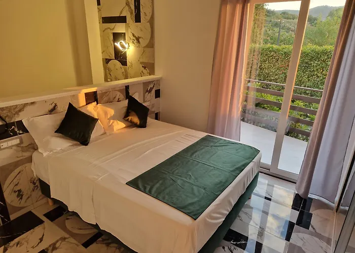 Artemide Bed and breakfast 4*